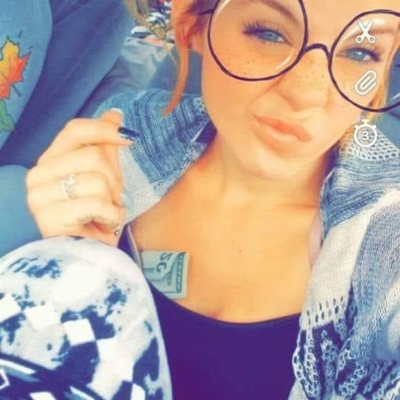 Meet your Posher, Clarissa - Picture 1 of 1